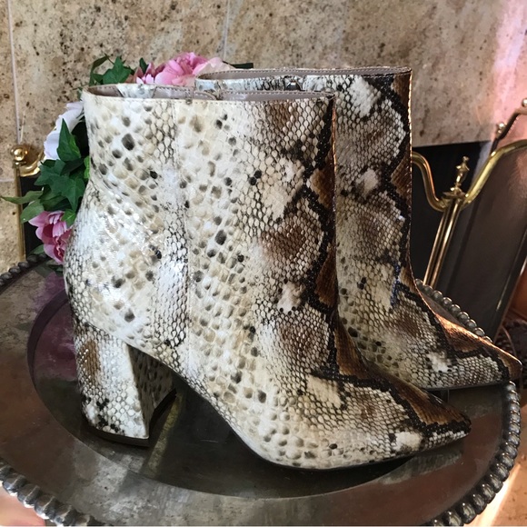 New Charles David Virgil Python Booties 11 - Picture 3 of 6